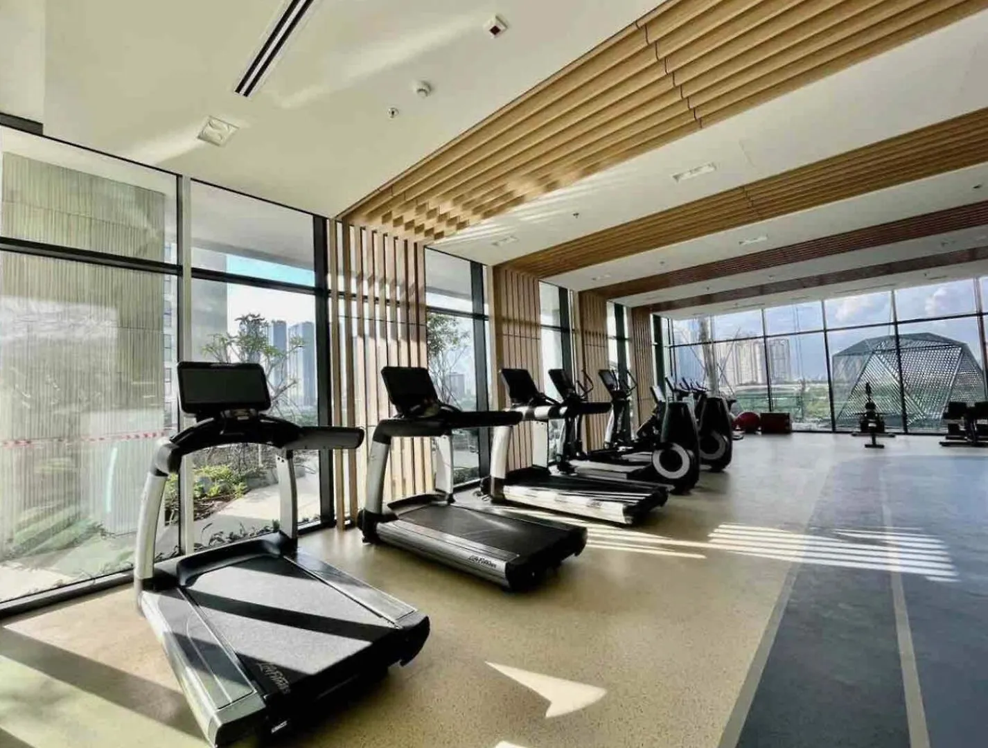 The Crest Residence 胡志明市 越南