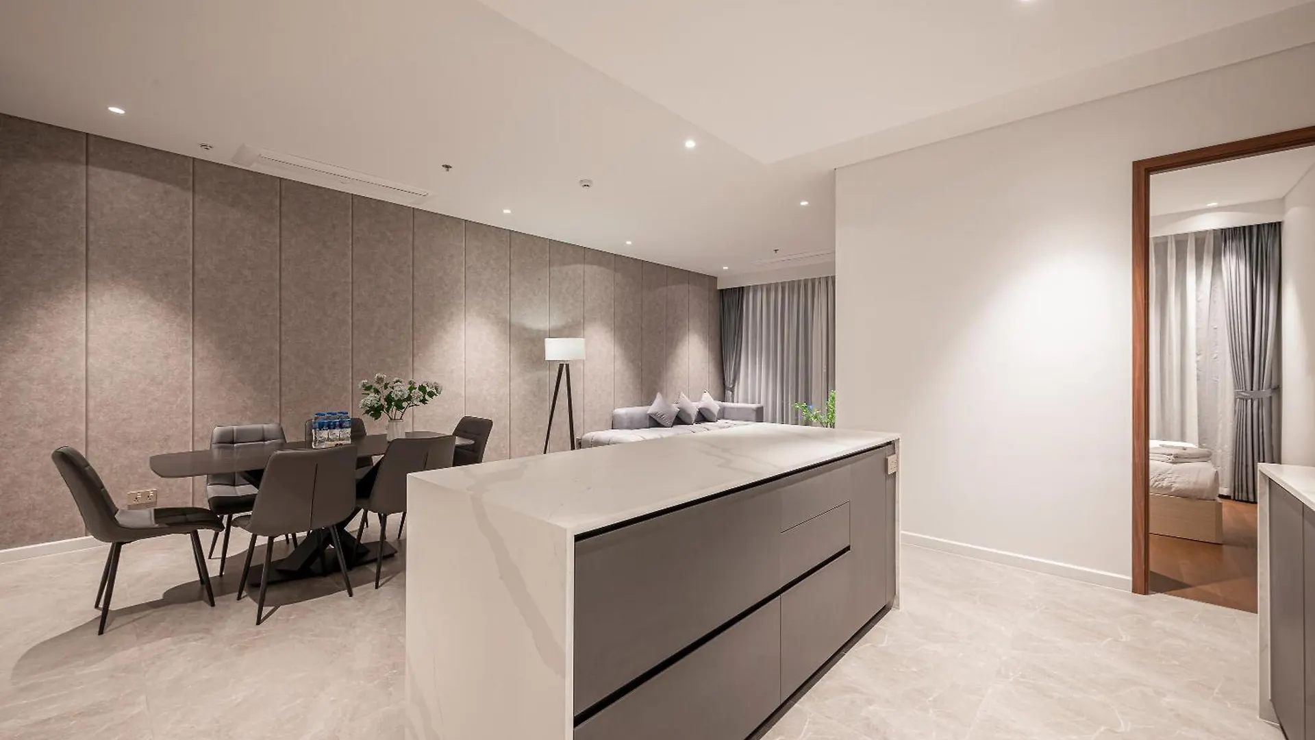 The Crest Residence 胡志明市 越南
