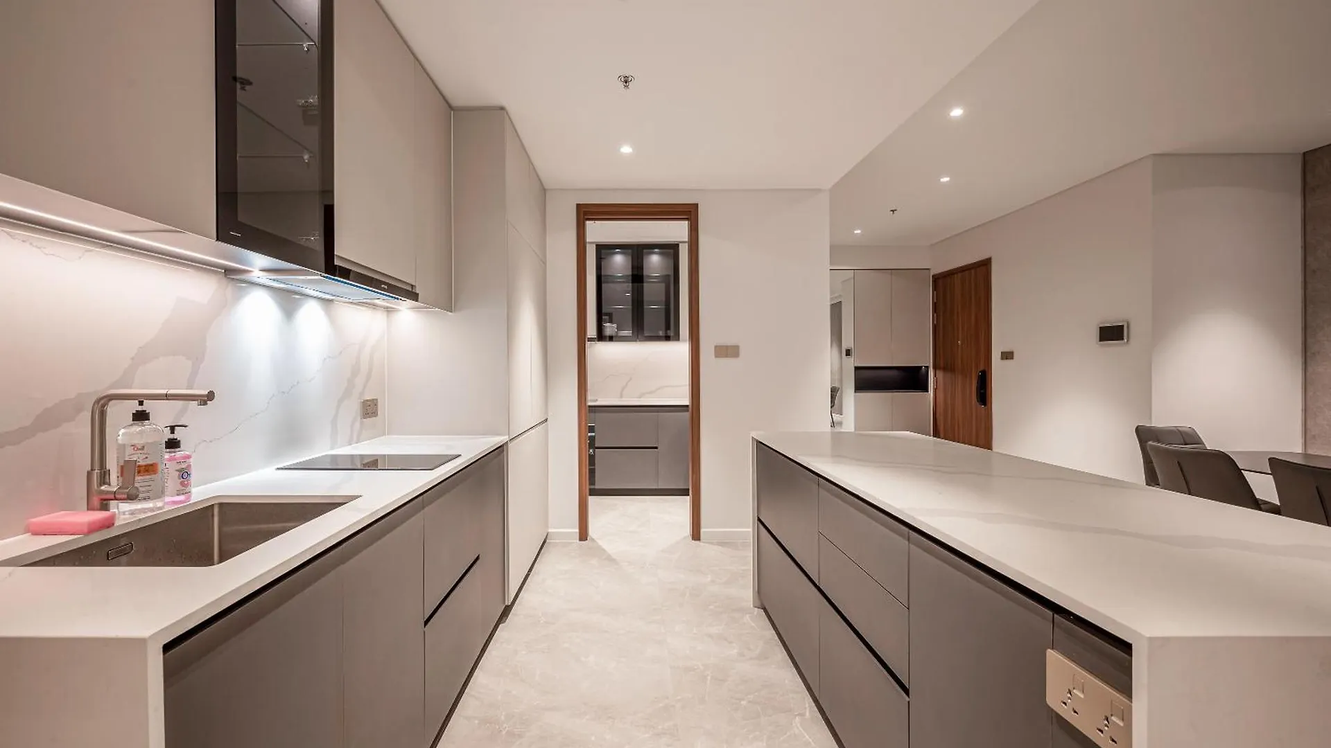 Apartment The Crest Residence Ho Chi Minh City Vietnam