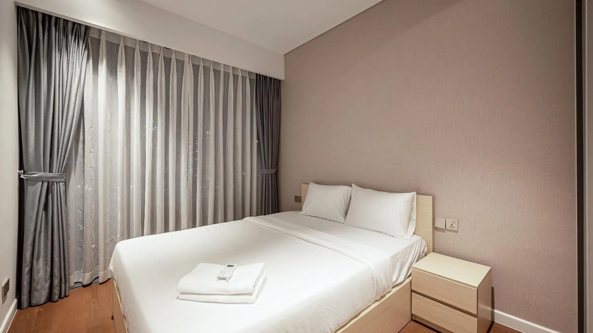 Apartment The Crest Residence Ho Chi Minh City