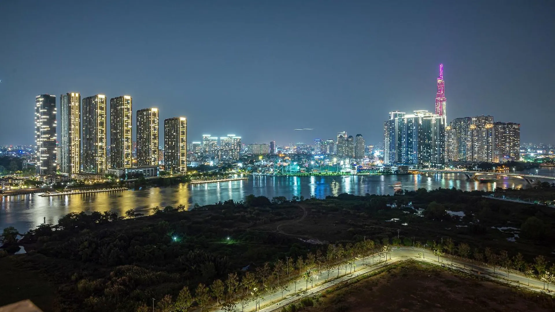 The Crest Residence Ho Chi Minh City Apartment